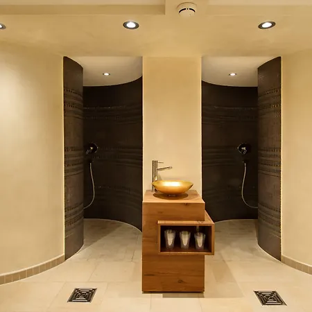 מלון Astoria צרמט