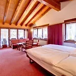 Astoria Szálloda 3*